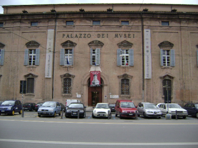 modena_Palazzo_dei_Musei.jpg