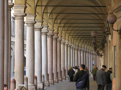 modena_portici_del_collegio_via_emilia.jpg