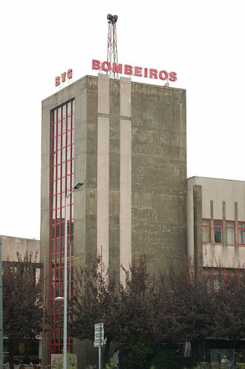 guimaraes_torre_na_sede_dos_bombeiros.jpg